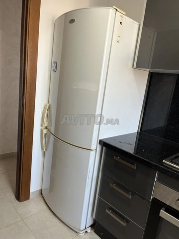 Frigo et congel whirlpool 425L No frost - bon état