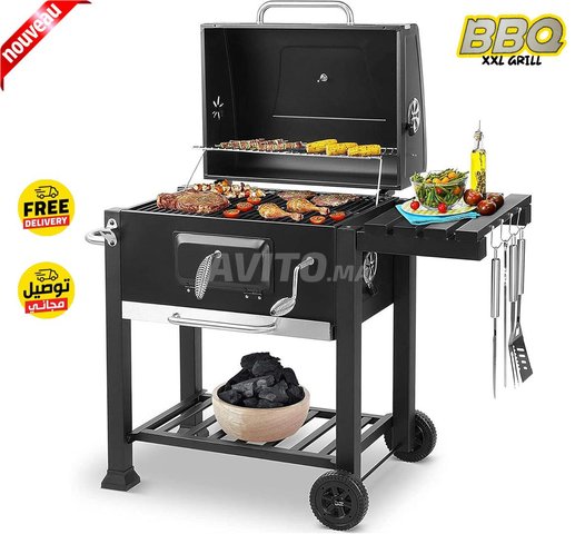 شواية فحم XXL على عربة - مع غطاء