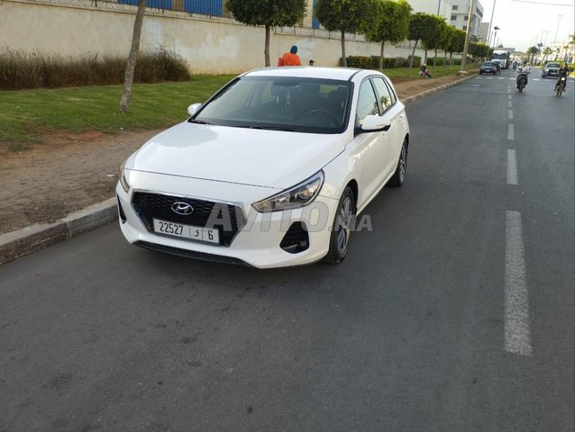 Hyundai i30 أوتوماتيكية جميع الكماليات محرك 1.6