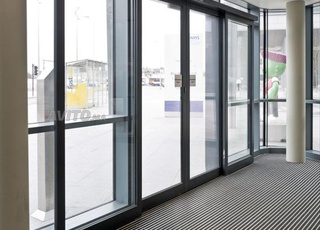 🚪✨ Vous voulez une entrée élégante et moderne ?