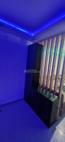 خزانة أحذية سوداء بحالة جيدة جدا كالجديدة