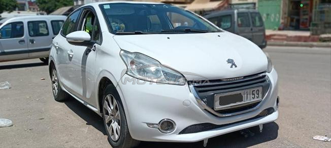 Peugeot 208 Diesel Manuelle 2015 à Temara