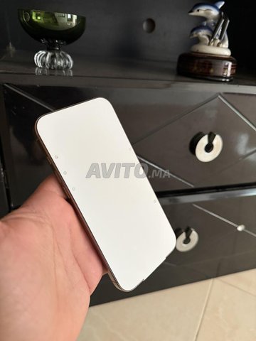 آيفون 16 برو ماكس 256 جيجابايت لون رملي جديد لم يتم تفعيله