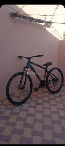 b'Twin Rockrider 520 bike life