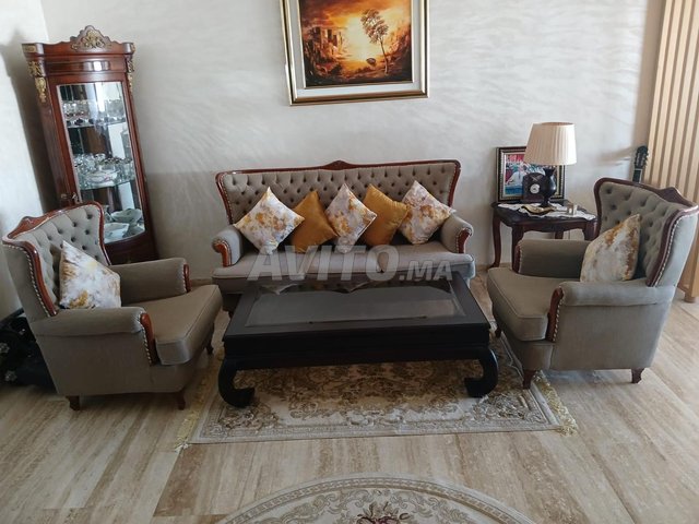 Salon élégant en tissu – Très bon état