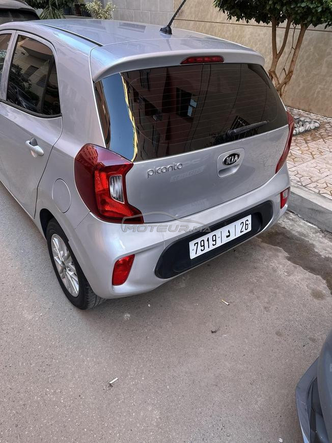 voiture très bon état 