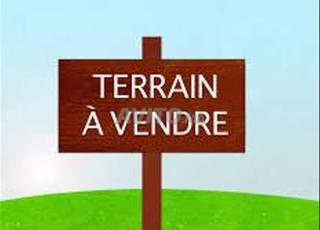 أرض للاستخدام المدرسي للبيع