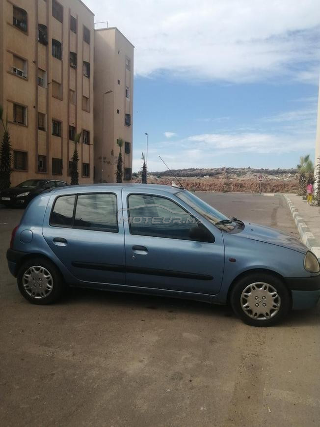 Renault Clio Diesel Manuelle 2000 à Salé