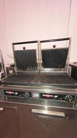 ماكينة بانيني مزدوجة تعمل بالغاز krampouz بانيني للمطاعم ببوطا