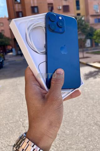 Iphone 15pro max 256GB état batterie 84 - 2
