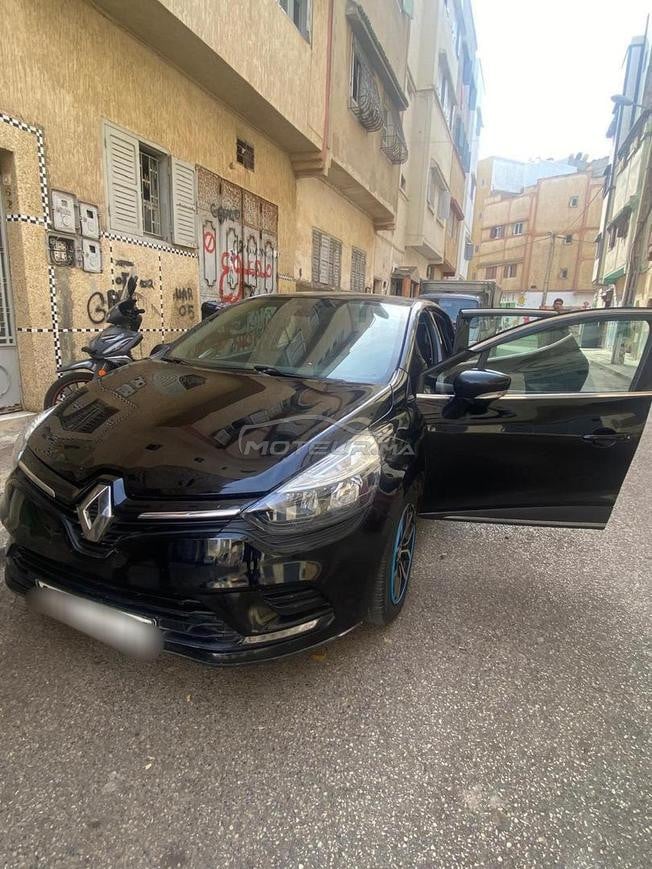 Clio 4 très bonne état 