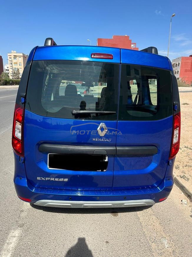 Renault Express Diesel Manuelle 2022 à Agadir