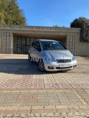 مرسيدس بنز الفئة A بنزين أوتوماتيكي 2005