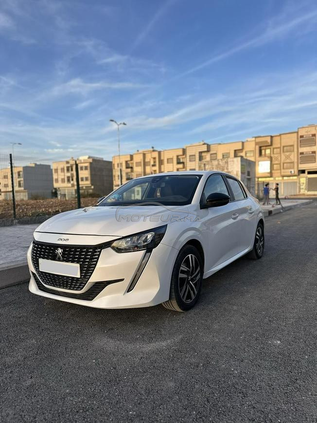 peugeot 208 automatique 2023