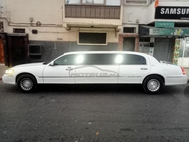 limousine Lincoln tonw car 