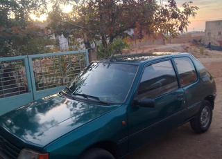 Peugeot 205 Diesel Manuelle 1994 à Fès