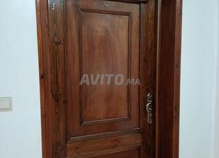 Porte appartement en bonne état