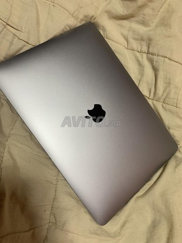 💻 MacBook Air 13” Retina (2018) – Très bon état 🌟
