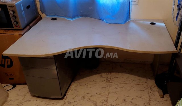  Bureau, table de travail, frigo vitré SIMFER