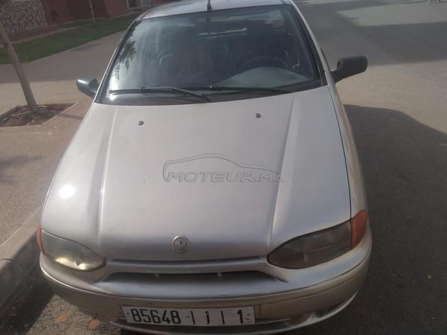 voiture  siena2003