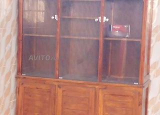 Vitrine en très bon état