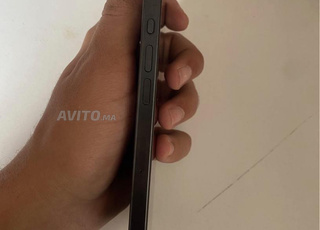 iPhone 15 pro baypass wifi 512 gb batterie 93