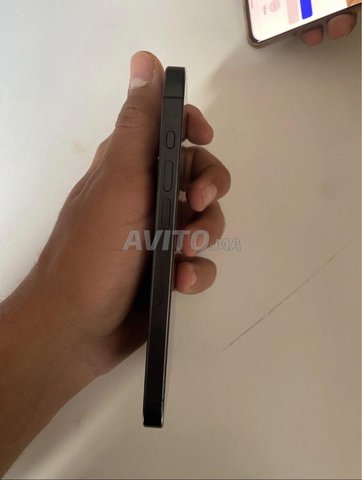 iPhone 15 pro baypass wifi 512 gb batterie 93