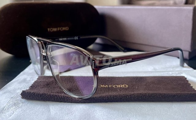 نظارات TOM FORD