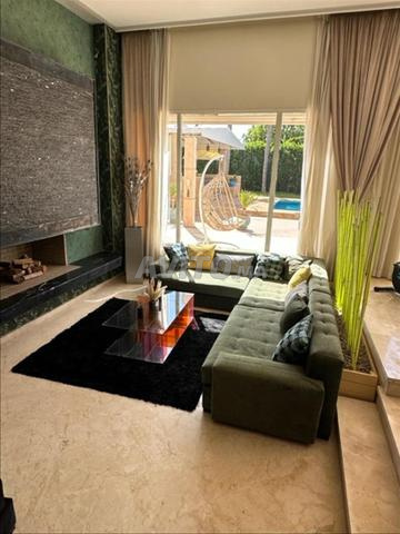 Villa de Luxe à Vendre  À 20 Minutes de Casablanca - 2