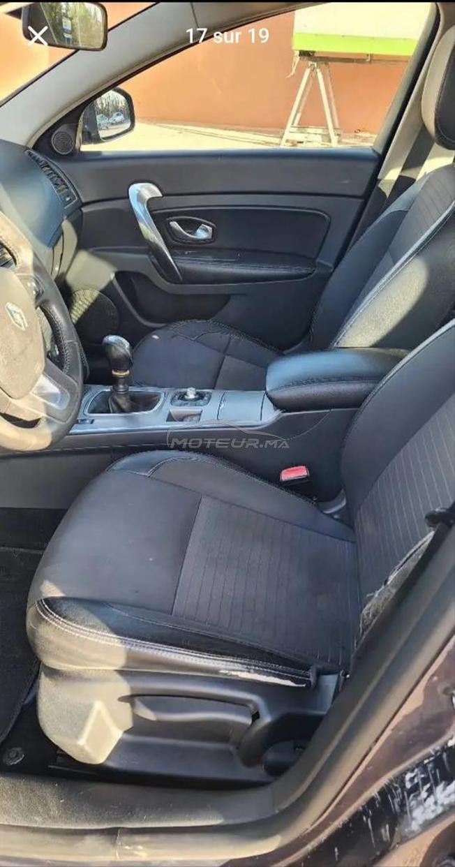 RENAULT LATITUDE للبيع في حالة جيدة
