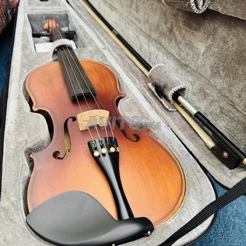 كمان Thomann 3/4 مجموعة كاملة