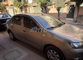 داسيا لوغان ديزل يدوية 2014 في مراكش