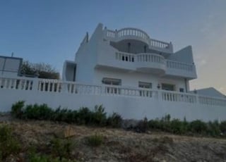 Mini villa à vendre surface 250m² à Melloussa Zmije