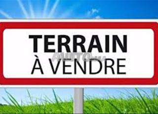 أرض مساحتها 167 مترًا مربعًا للبيع بالقرب من شارع أنفا