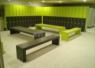 Vestiaires métalliques solides  خزائن معدنية متينة