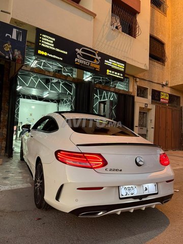مرسيدس C كوبيه 220d AMG Line - مستوردة جديدة