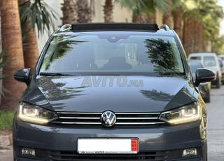 Volkswagen Touran ديزل أوتوماتيكي 2022
