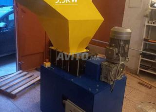 كسارة كرتون وبلاستيك