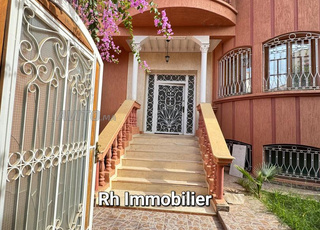 Villa de haute qualité à vendre avec meubles