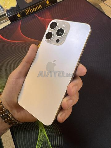 iPhone 15 Pro Max 512gb بحالة جيدة جدا