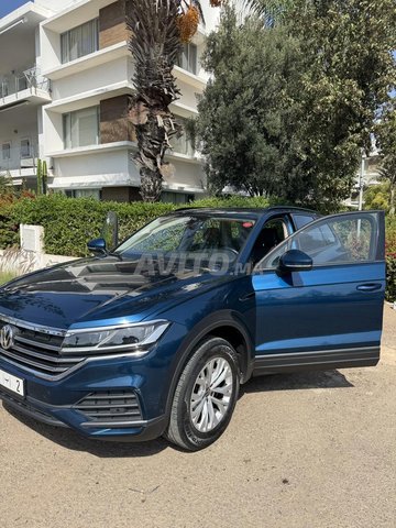 طوارق زرقاء بحالة جيدة جدا