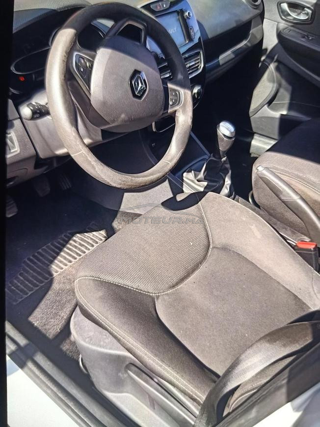 clio a vendre