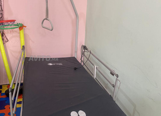 Lit électrique neuf à vendre