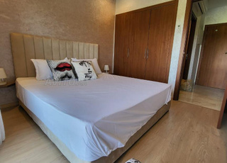 studio de luxe bien équipé