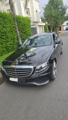Mercedes E 220