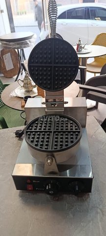 آلة صنع الوافل الكهربائية 320x250x178 توصيل مجاني