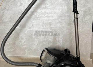 مكنسة كهربائية Rowenta