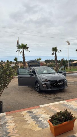 Peugeot 208 Allure à vendre