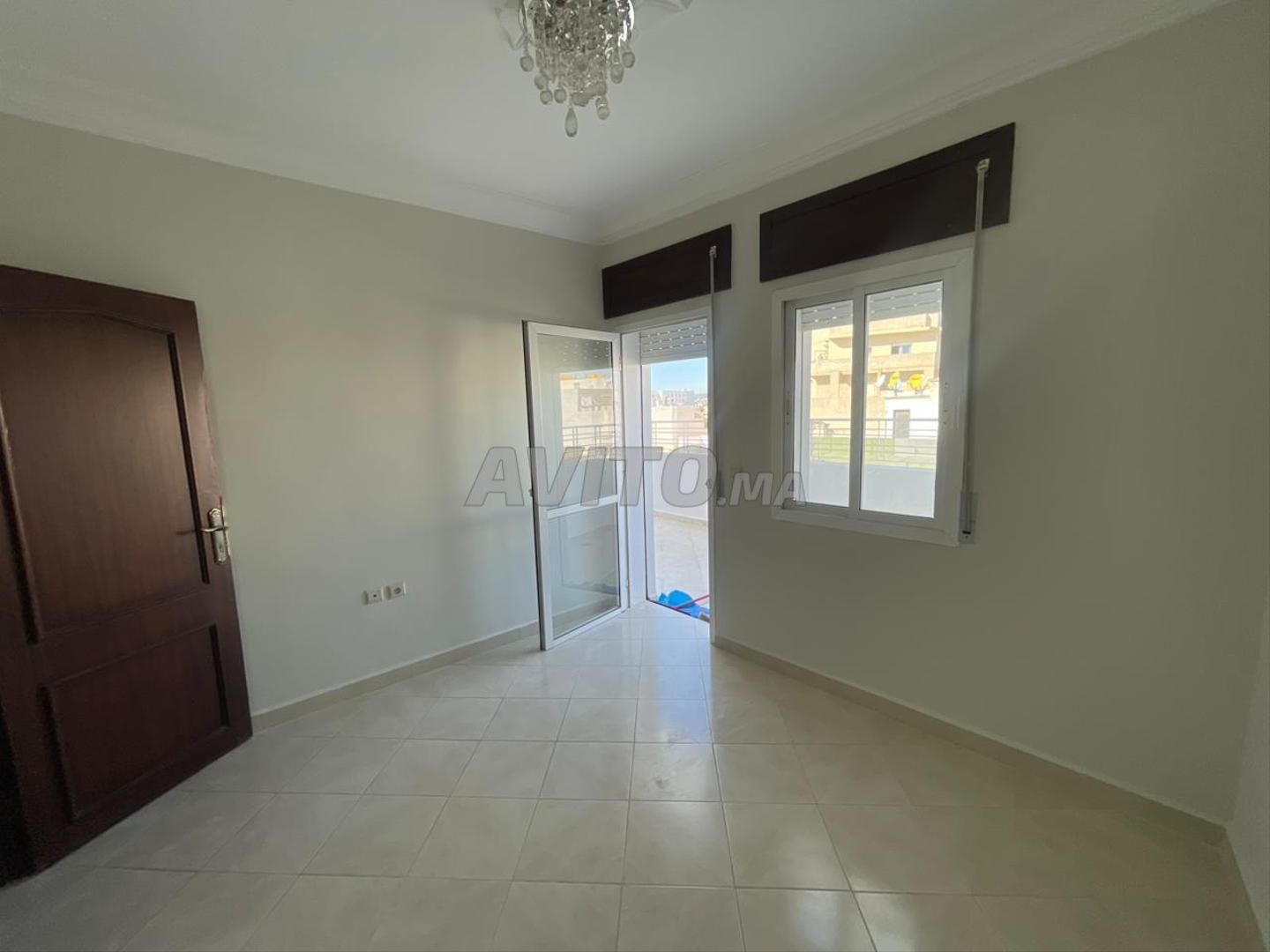 Appartement avec grande terrasse à louer - image 4