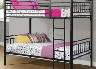 Lit métallique solide 🛏️ – parfait pour dortoir